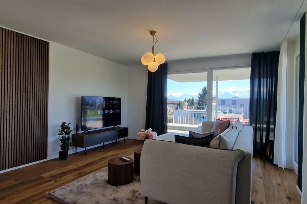 Visionary Hospitality Rothenburg, Lucerne - Premium Apartments With Free Parking, Washer, Kitchen, Terrace, 15' City Extérieur photo